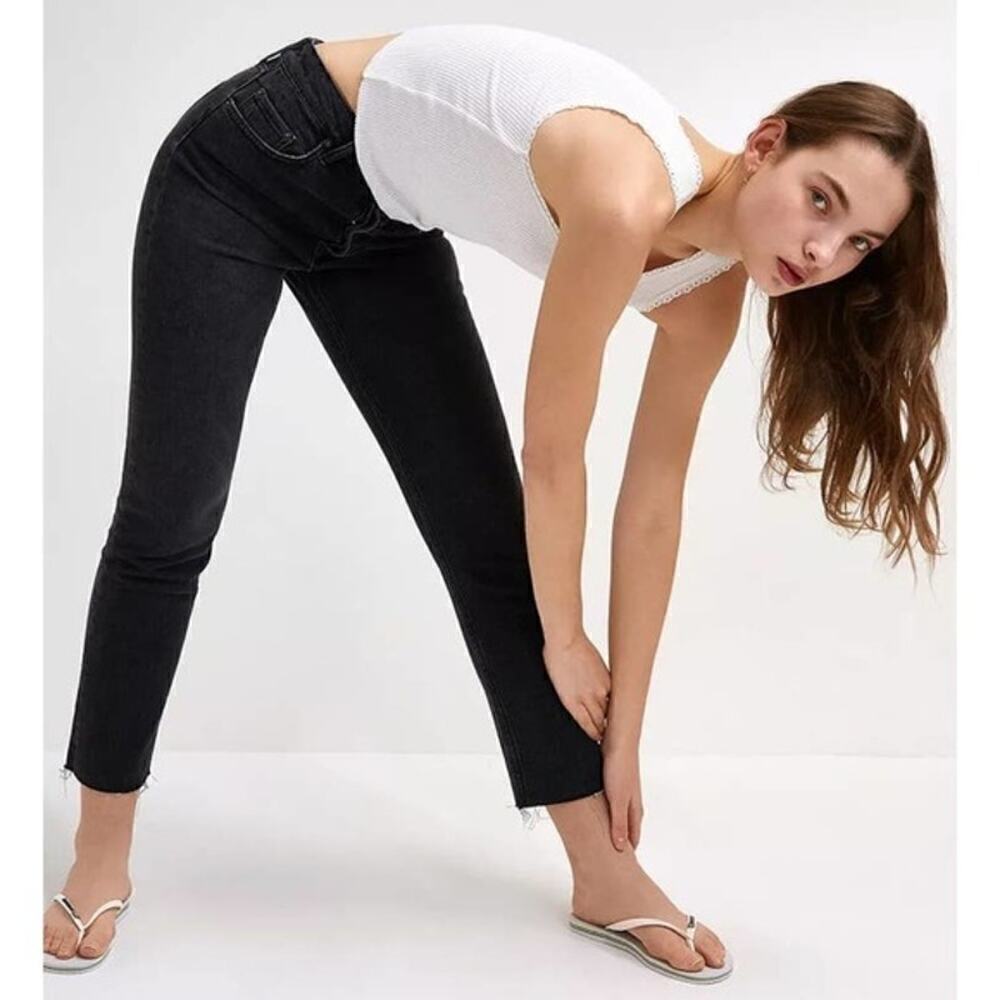 NWT BDG Dillon High Rise Slim Straight Black Jeans 24